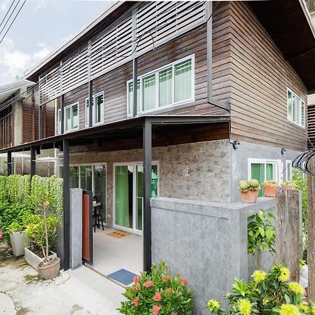 Baan Boon Bed & Breakfast Bangkok Ngoại thất bức ảnh