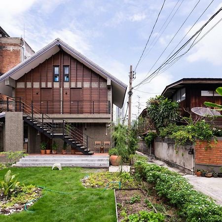Baan Boon Bed & Breakfast Bangkok Ngoại thất bức ảnh