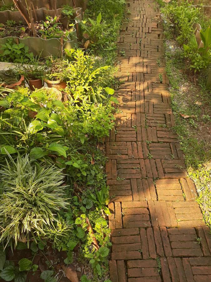 Baan Boon Bed & Breakfast Bangkok Ngoại thất bức ảnh