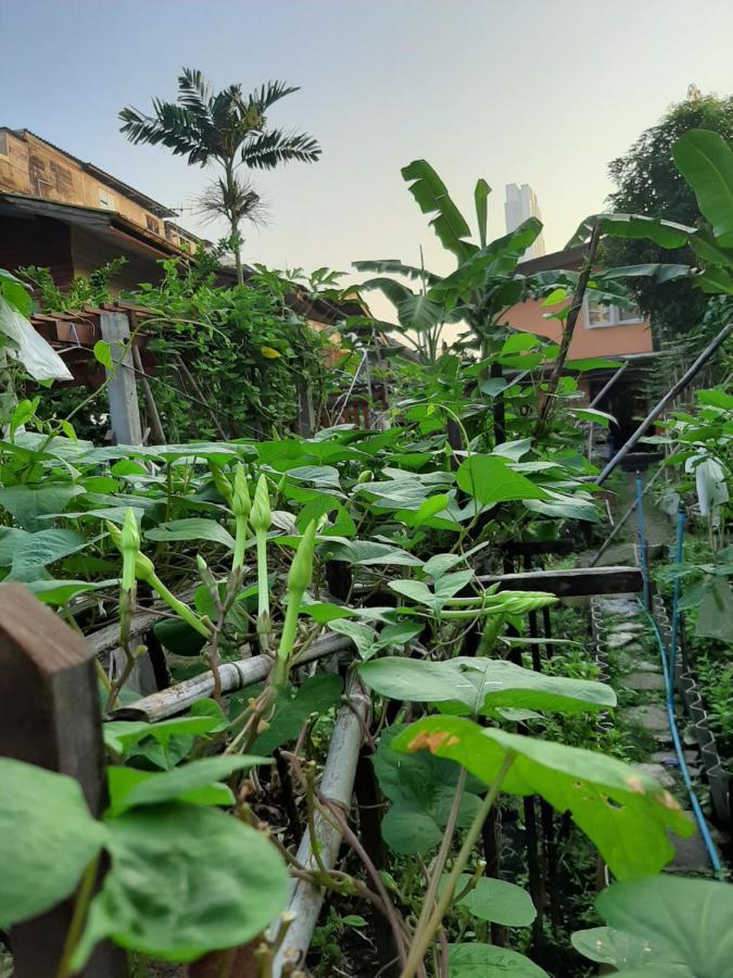 Baan Boon Bed & Breakfast Bangkok Ngoại thất bức ảnh
